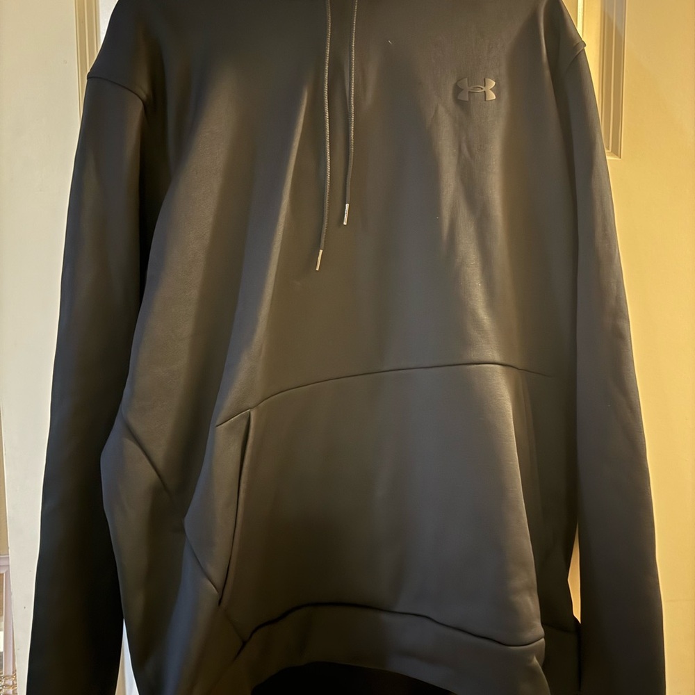 Under Armour Charcoal Gray Pullover
